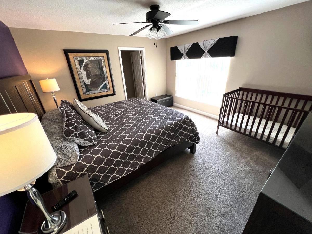 Mickey's Escape: Magical Lakeview With Pool, Hot Tub & Proximity Holiday home Orlando