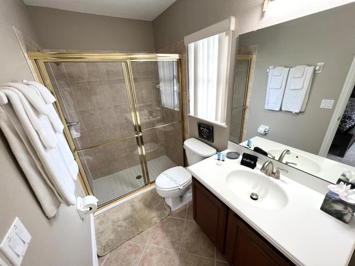 Mickey's Escape: Magical Lakeview With Pool, Hot Tub & Proximity Holiday home Orlando