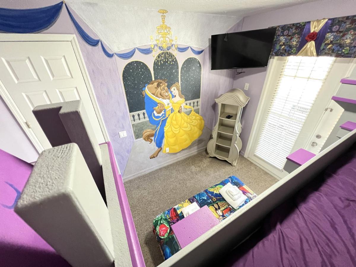 Mickey's Escape: Magical Lakeview With Pool, Hot Tub & Proximity Holiday home *