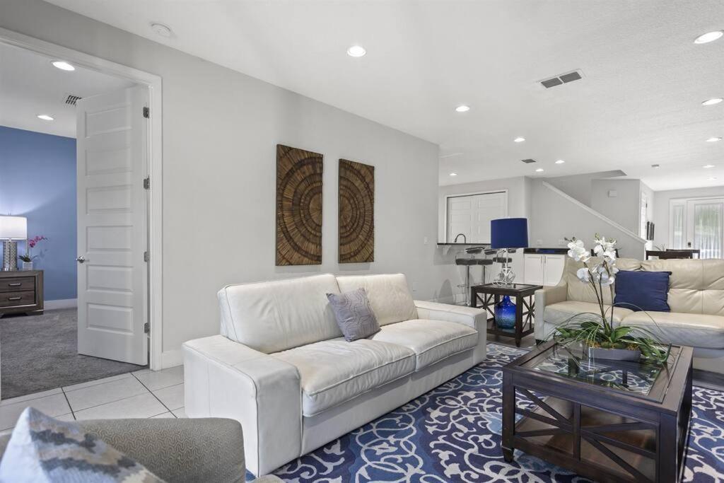 350-360 Large Family By Orlando