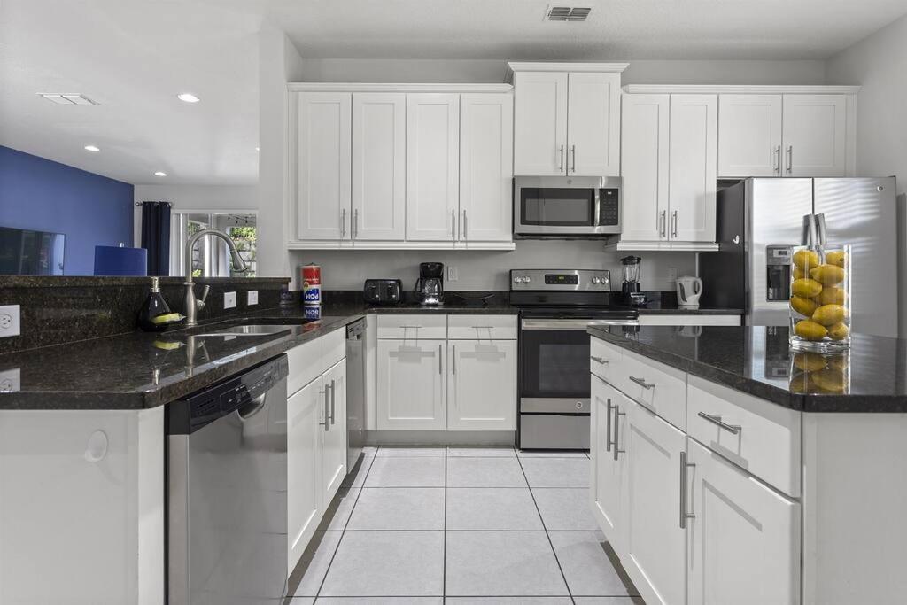 350-360 Large Family By Orlando