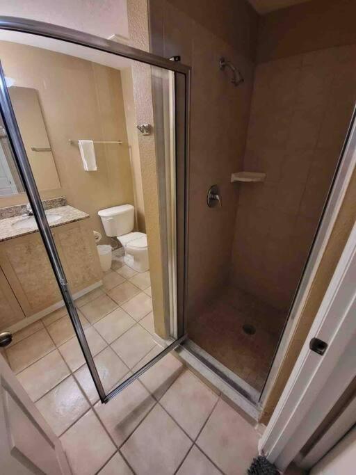 Furnished -than 10 Min From Major Parks! Orlando
