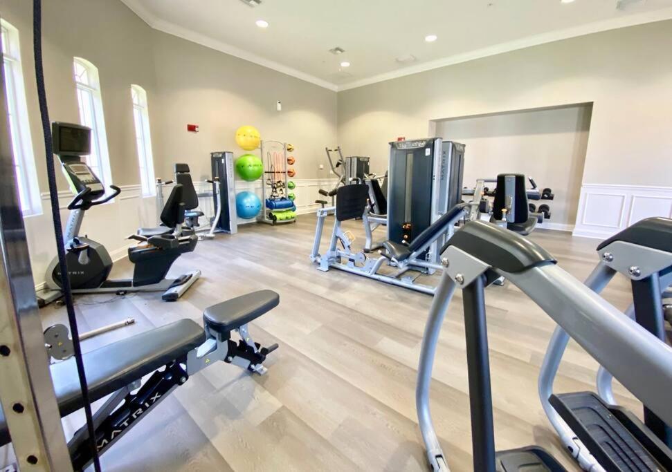 Apartment Stylish Vista Cay Lakeview Elegance Near Theme Parks, And Walk To The Convention Center *
