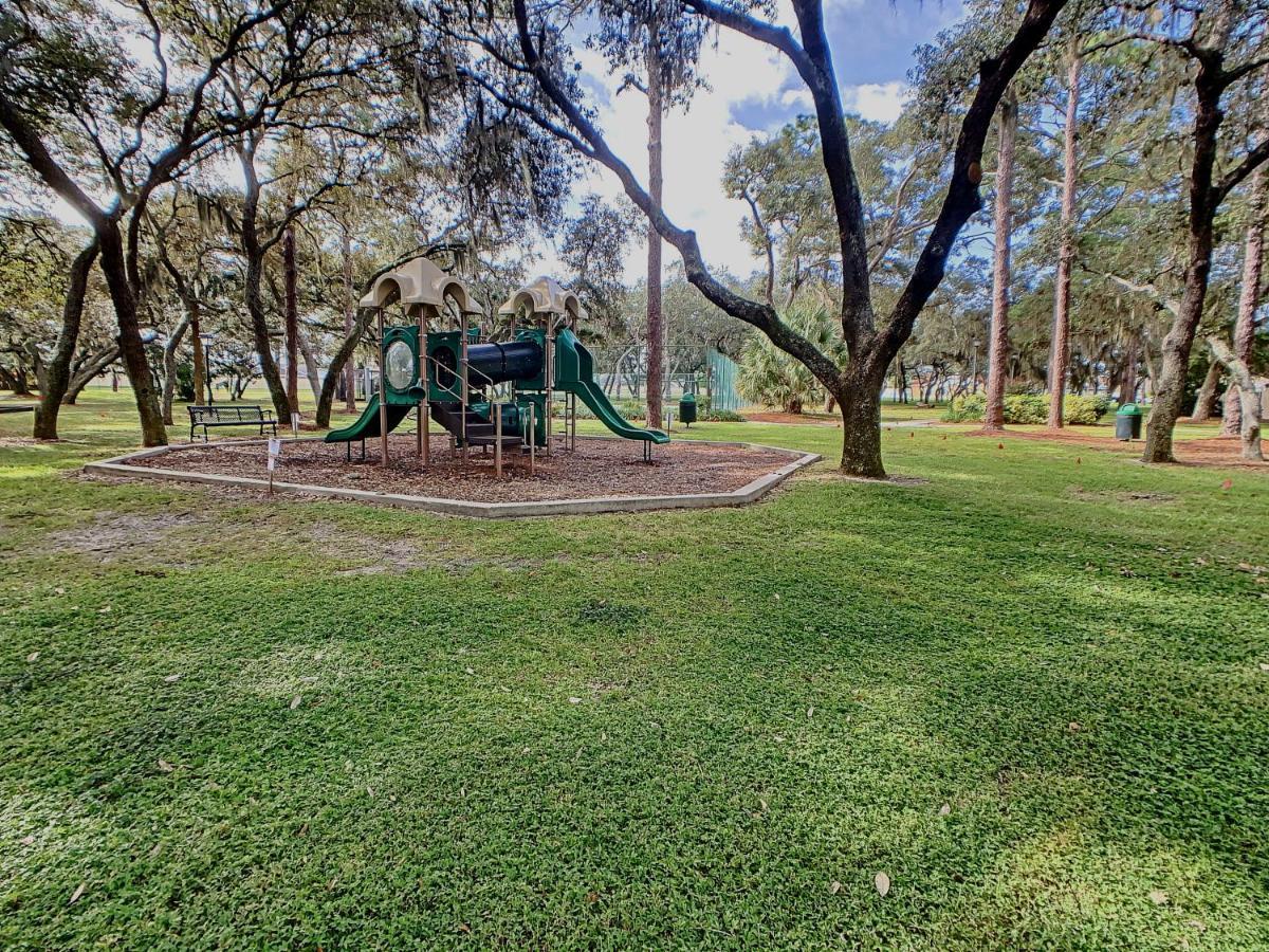 Playhouse,pool, Spa, Game Room,