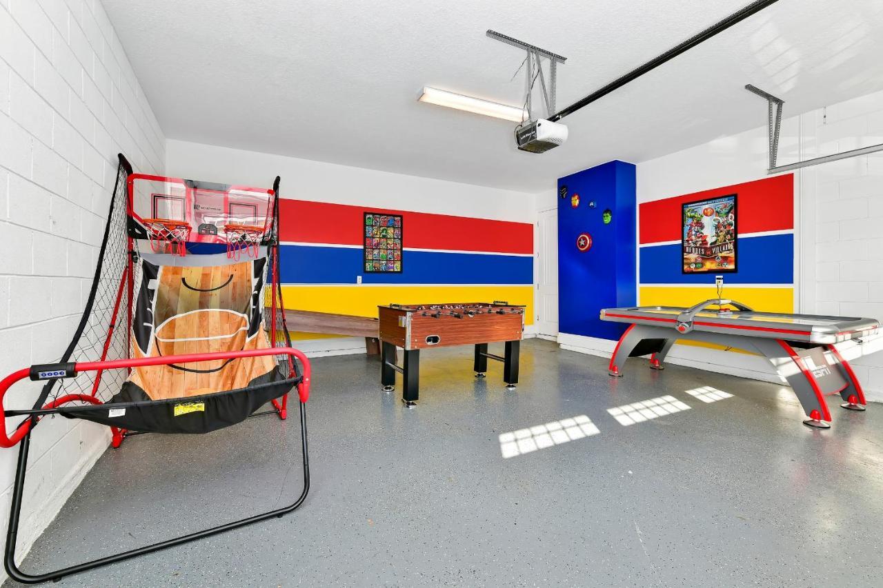 Alluring With Private Pool & Game Near With Amenities By Rentyl - 232a Orlando