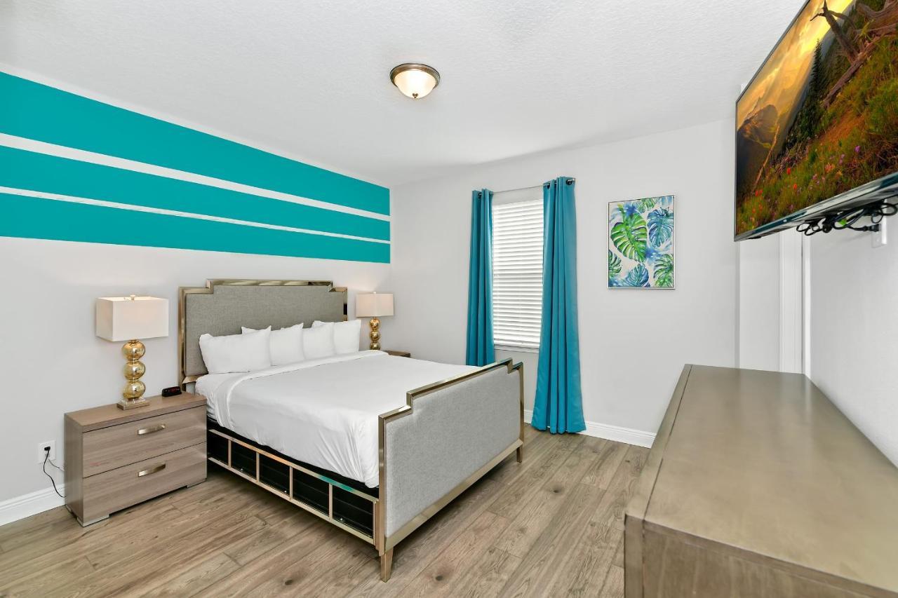 Alluring With Private Pool & Game Near With Amenities By Rentyl - 232a Orlando