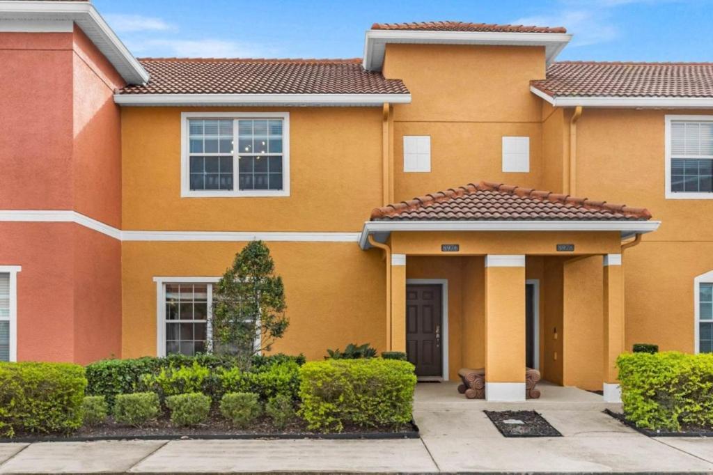 Holiday home 4 Bedrooms - 3 Bathrooms - Paradise Palms 8976 Mp