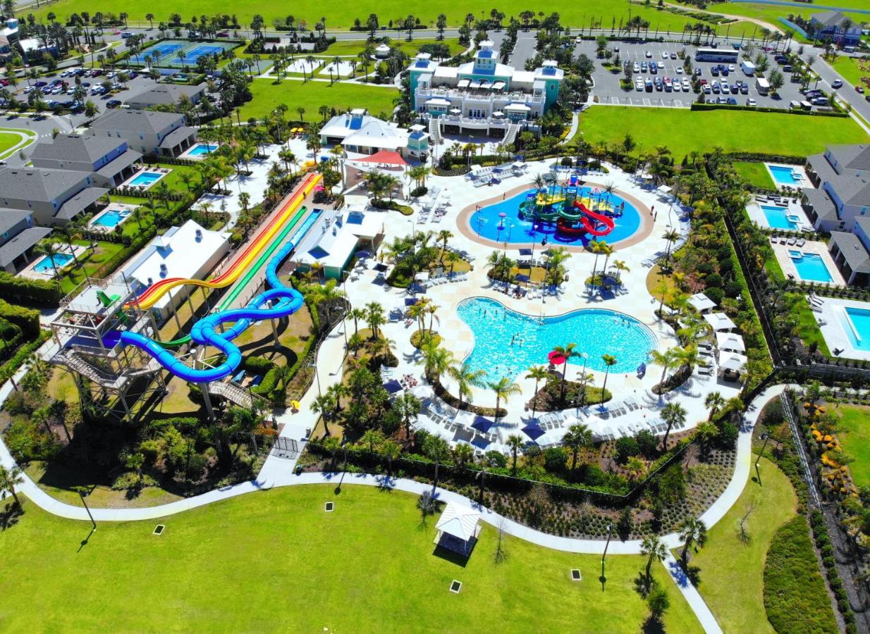 Holiday home Posh Near World With Games & Private Pool By Rentyl - 7659f
