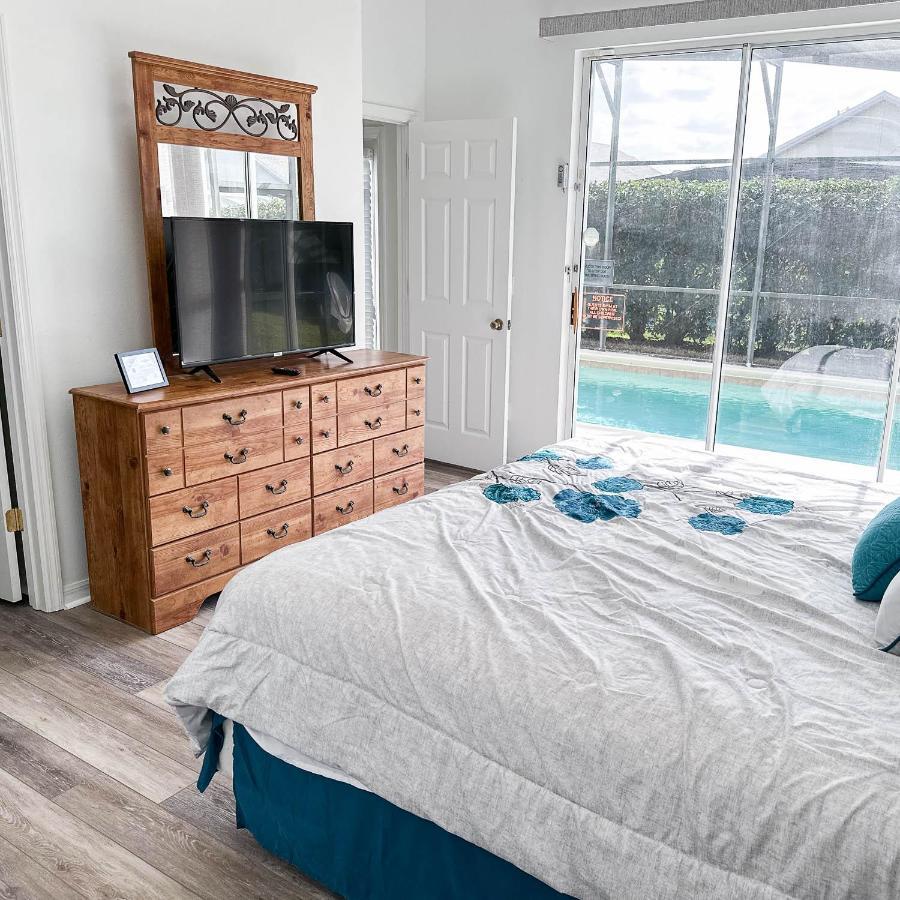 Sunshine Villa: Affordable Luxury Near World Holiday home Orlando