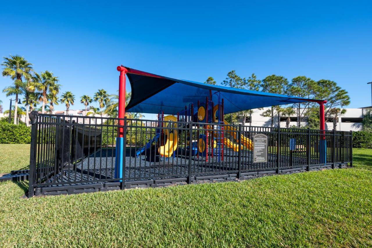 Apartment Stylish Vista Cay Lakeview Elegance Near Theme Parks, And Walk To The Convention Center *