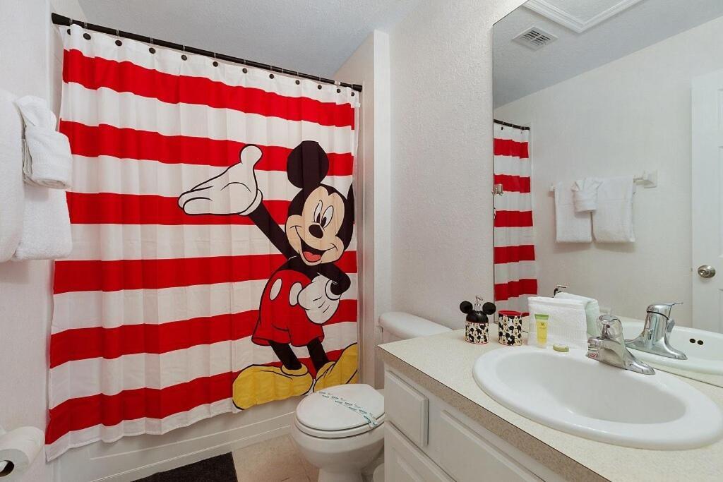 Pretty Townhome 2 Miles To Private Pool 2555 Holiday home Orlando