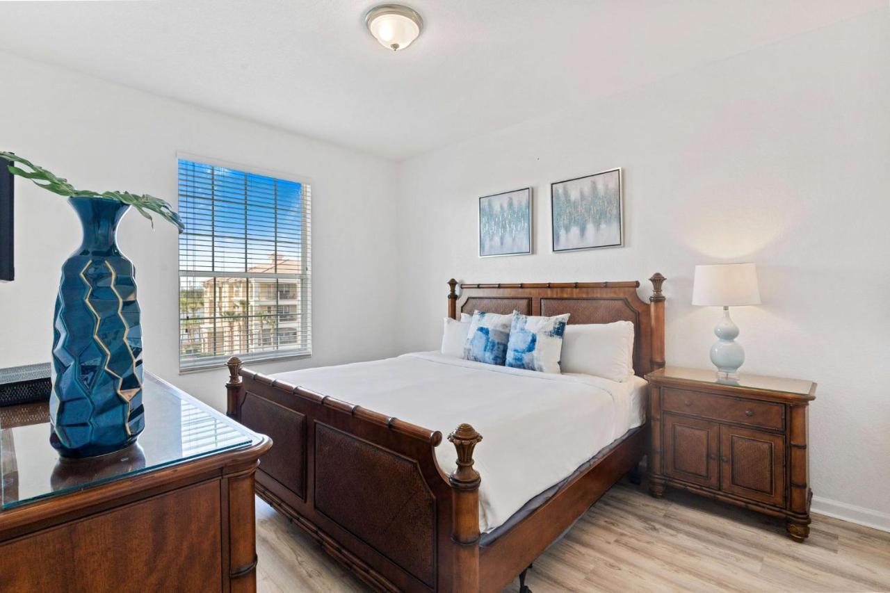 Apartment 4814 Cayview Avenue 406