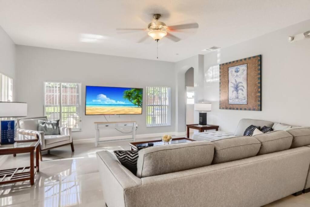Holiday home The Marvel Mansion 5br Pool Near World *