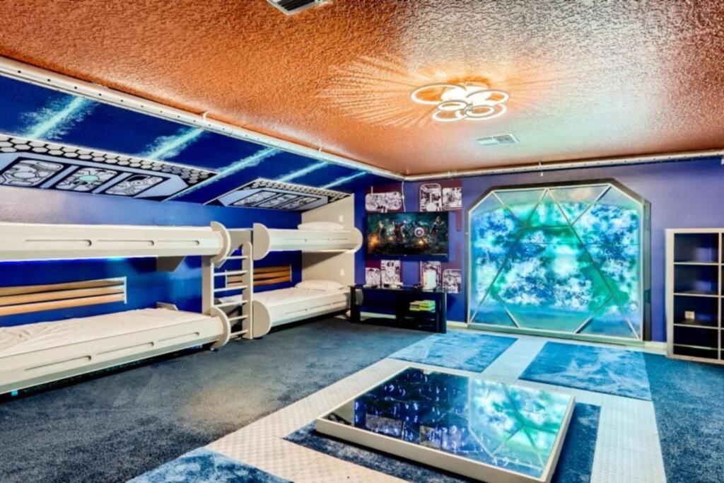 The Marvel Mansion 5br Pool Near World * Orlando