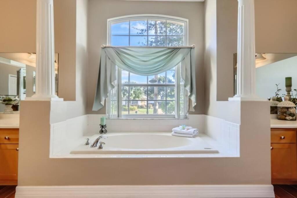 Holiday home The Marvel Mansion 5br Pool Near World Orlando