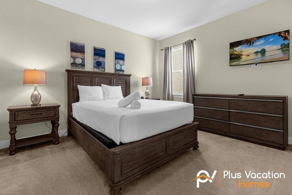 Multiple Family 23 Roomsfree Pool/spa * Orlando