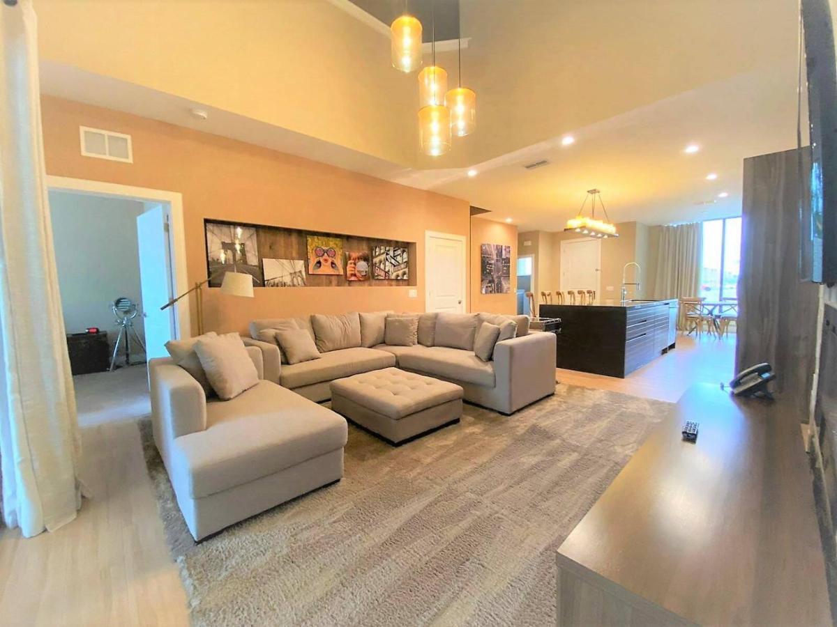 3081 Magic Village 4suites Jacuzzi Near 192 8 Min Holiday home *