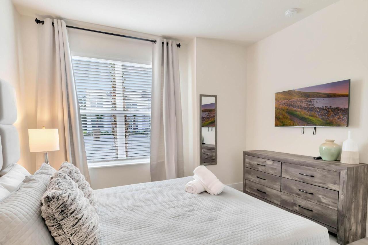 Apartment 4 Bedrooms Pool Hidden Forest Amenities *