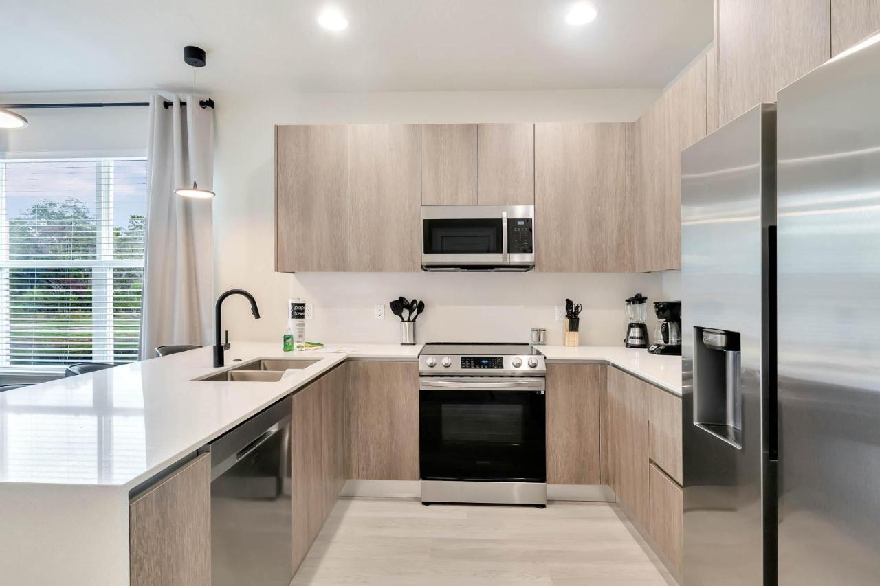 Apartment 4 Bedrooms Pool Hidden Forest Amenities *