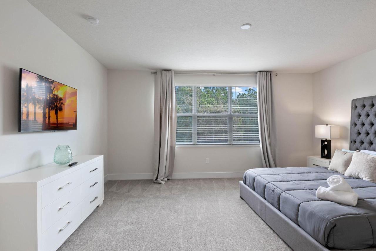 3 Bedrooms Pool Hidden Forest Amenities Apartment Orlando