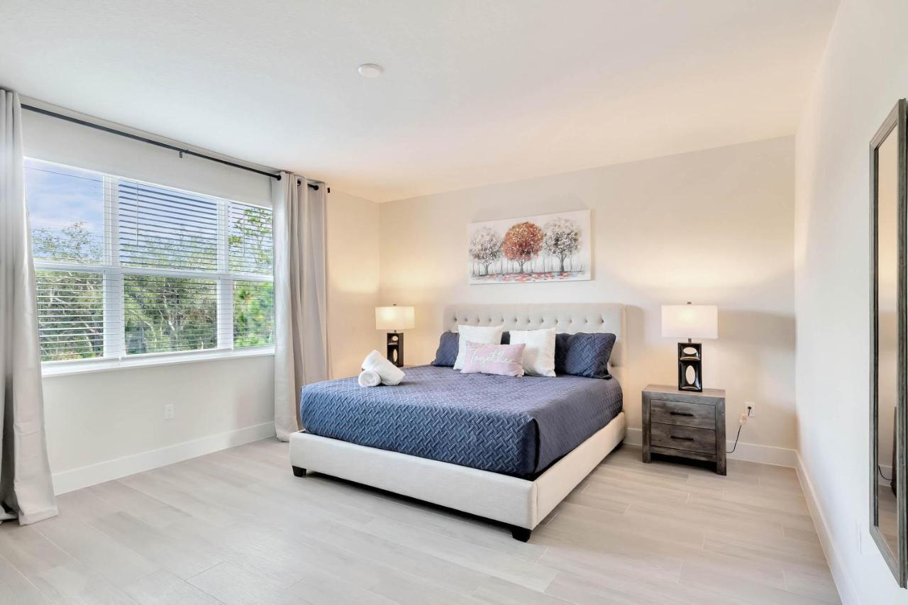 Apartment 4 Bedrooms Pool Hidden Forest Amenities