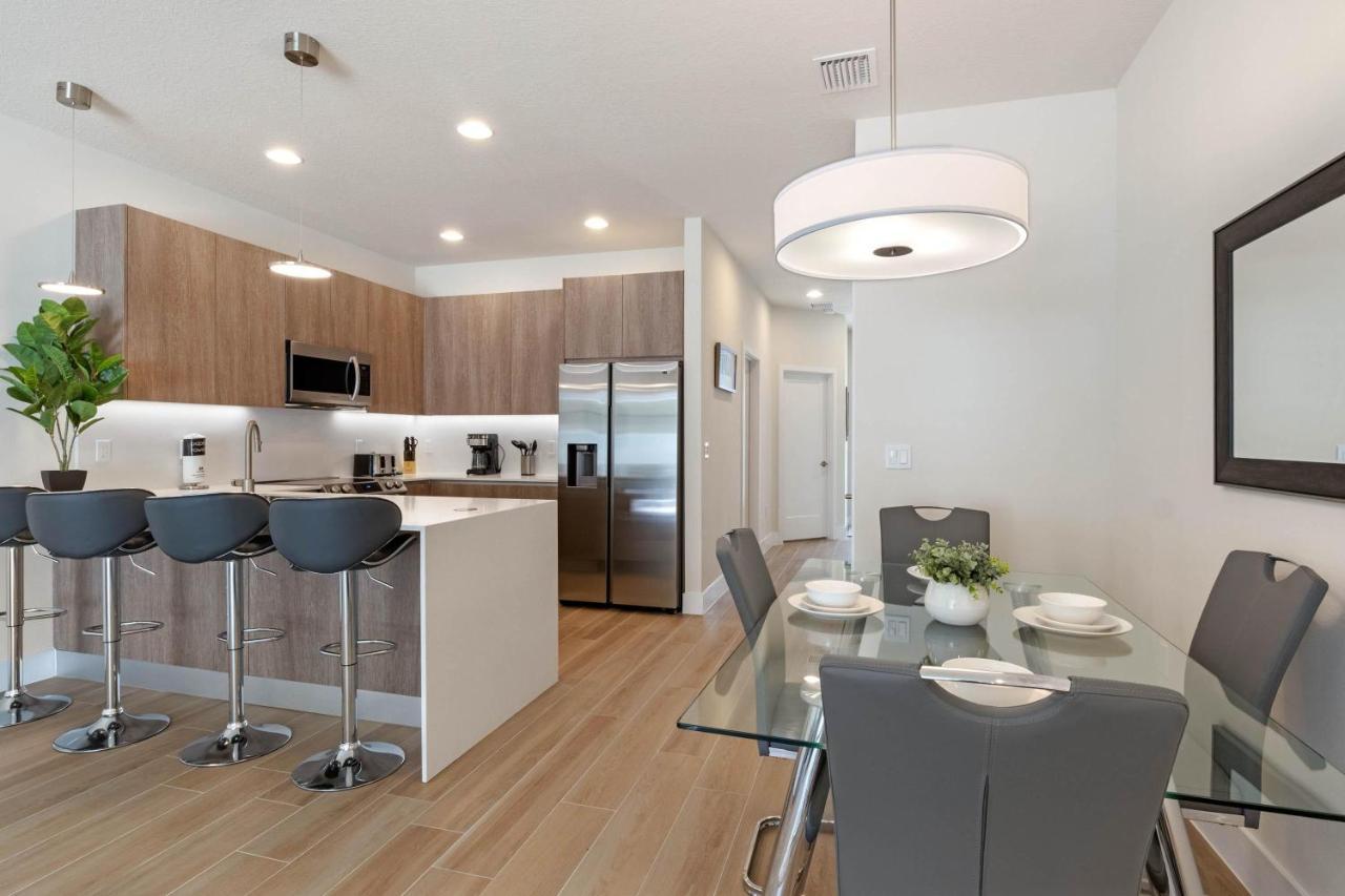 Apartment 3 Bedrooms Pool Hidden Forest Amenities Orlando