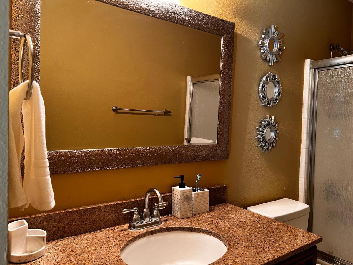 Spotless Guest With Shared Bathroom