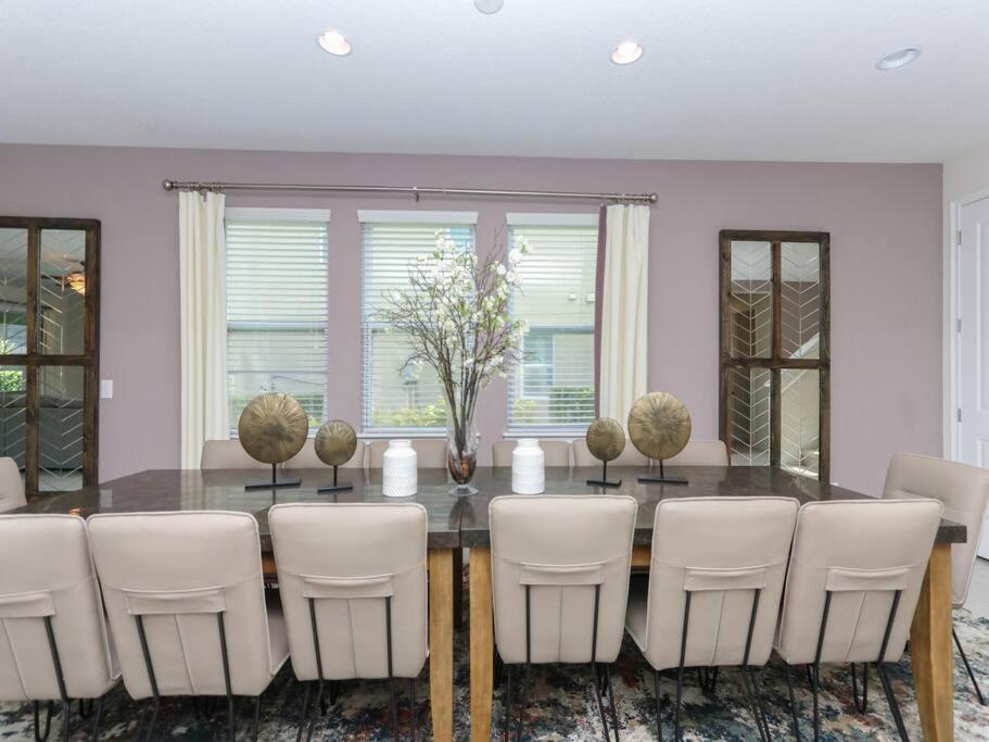 Luxurious 9br Encore Near To