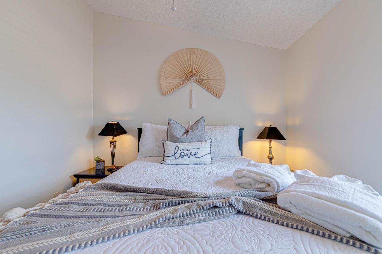 Cozy Autumn Creek Retreat * Orlando