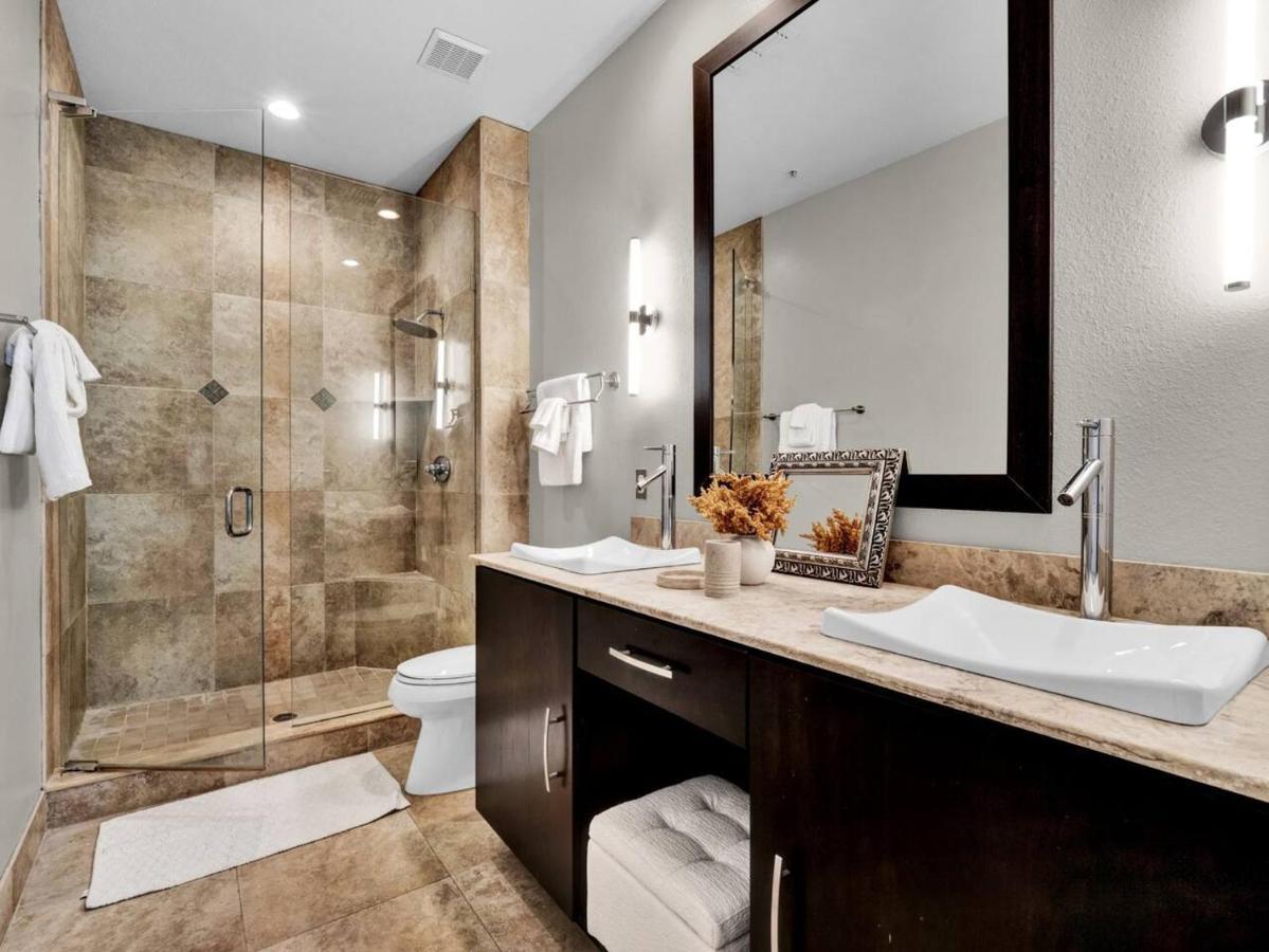 Beautiful Townhouse Centrally Located *