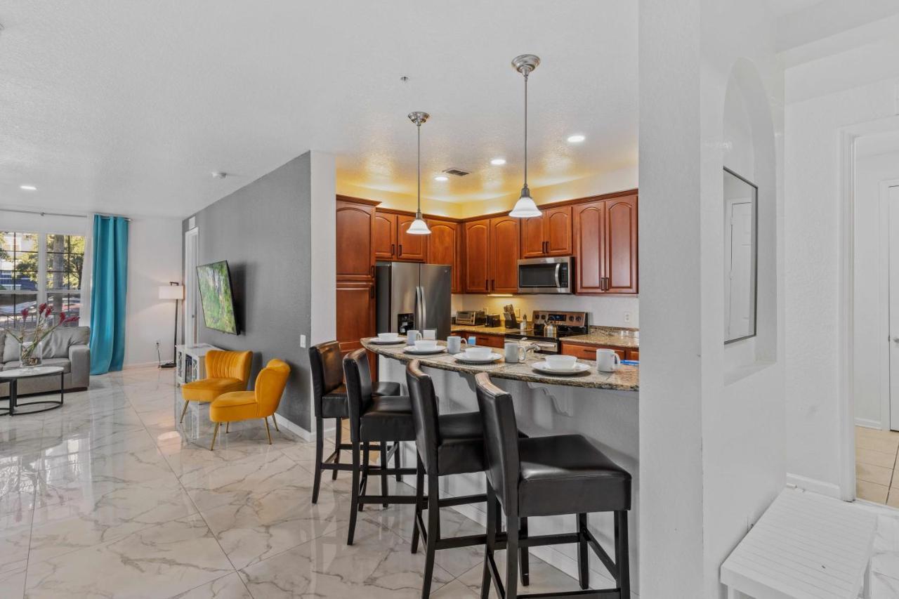 4840 Cayview Avenue 107 Apartment