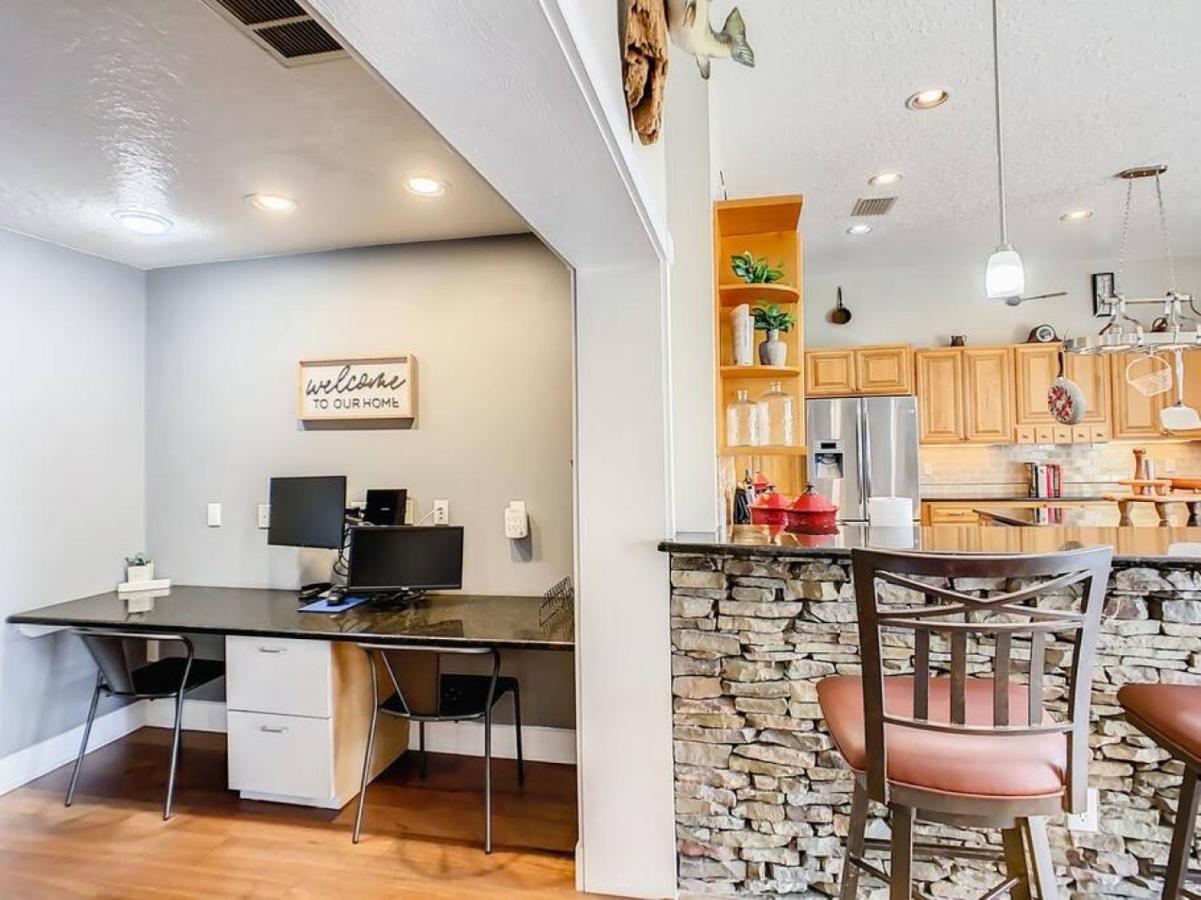 Holiday home Pristine Lakeside 3br W Private Pool