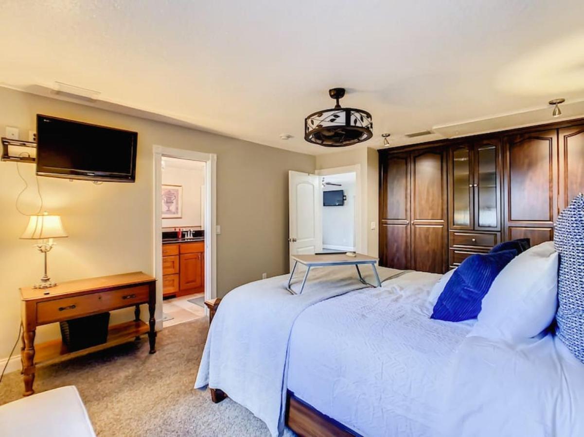 Holiday home Pristine Lakeside 3br W Private Pool Orlando