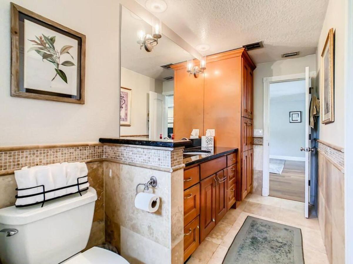Holiday home Pristine Lakeside 3br W Private Pool