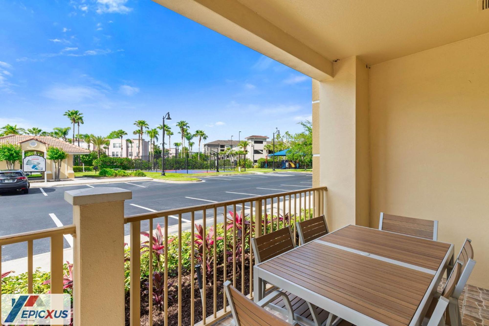 The Epic Tokio Vista Cay Stylish *