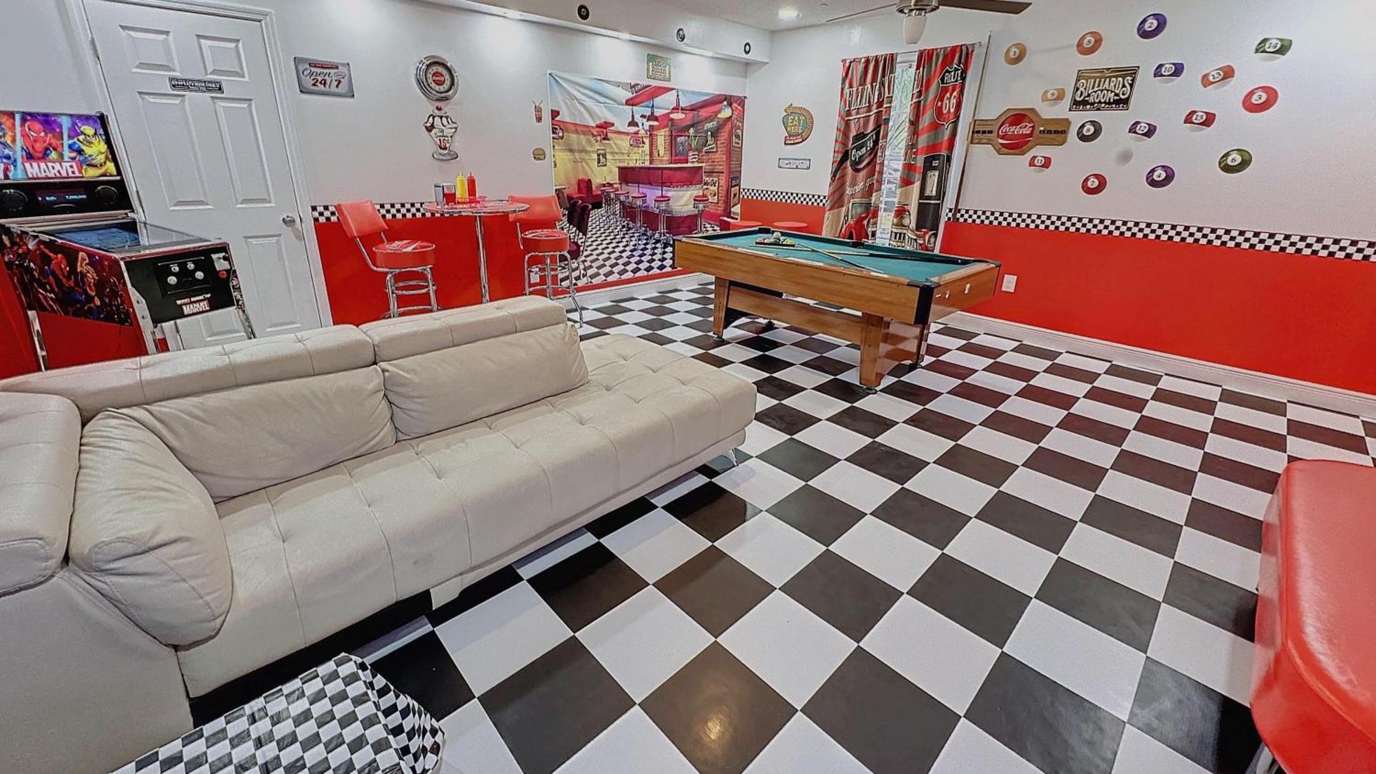 Playhouse,pool, Spa, Game Room, Holiday home Orlando