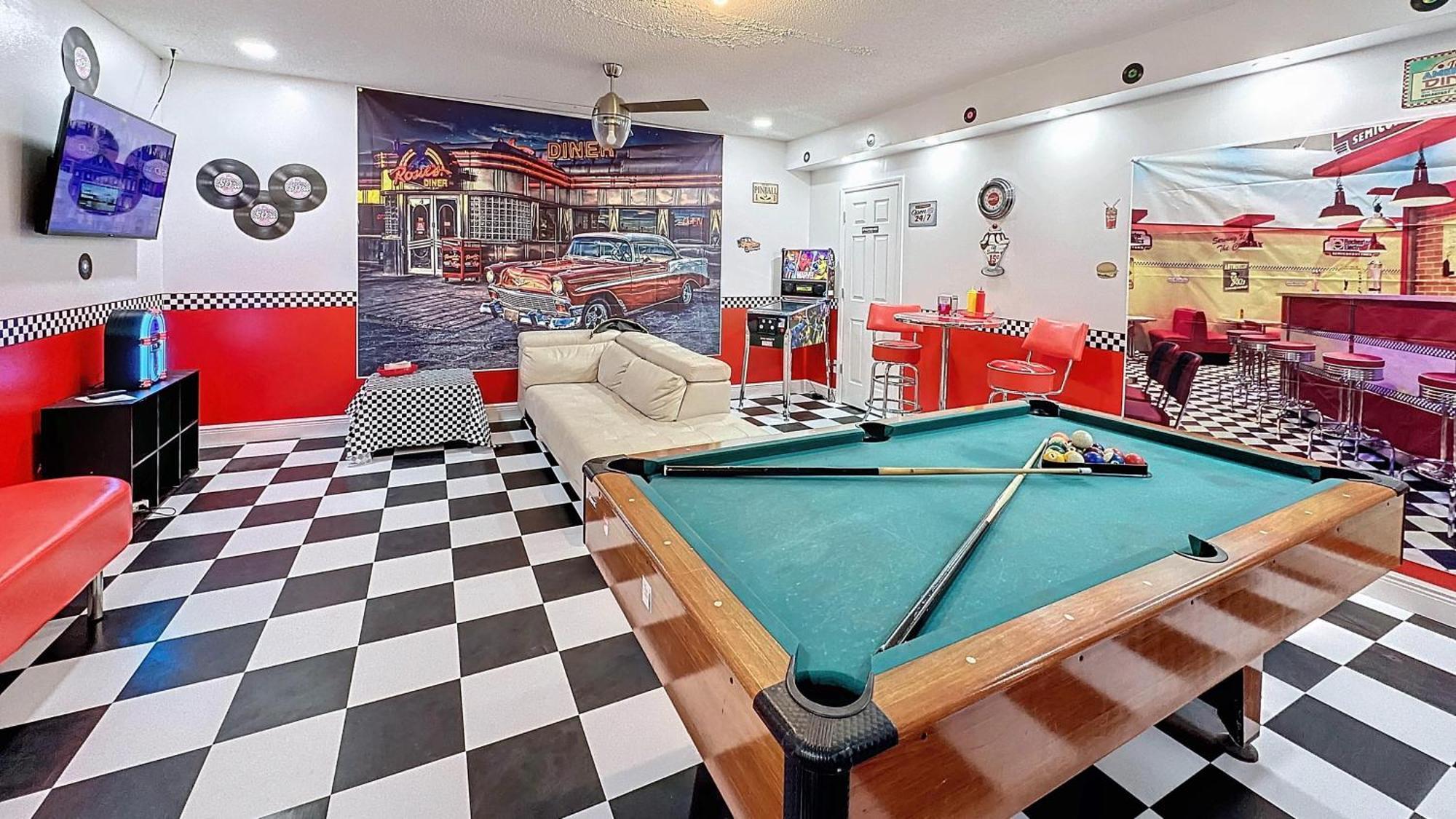Playhouse,pool, Spa, Game Room,