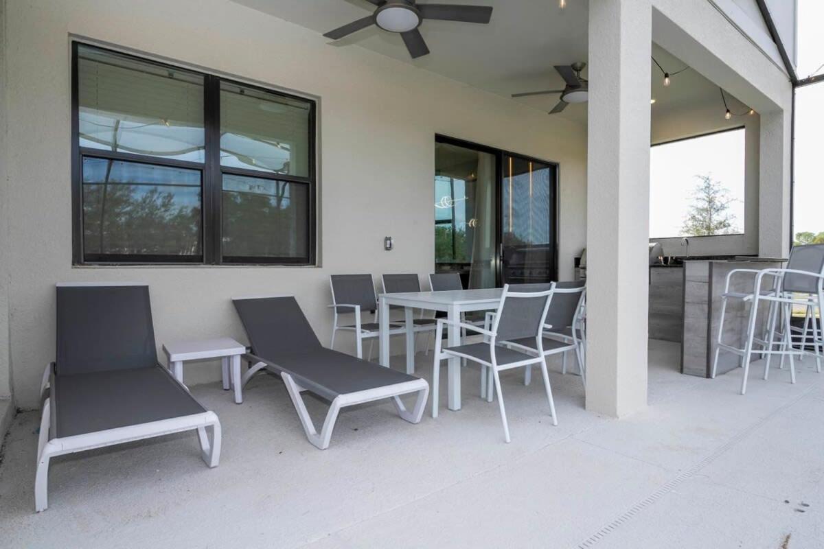 6163 Fantastic With 12bd Holiday home *