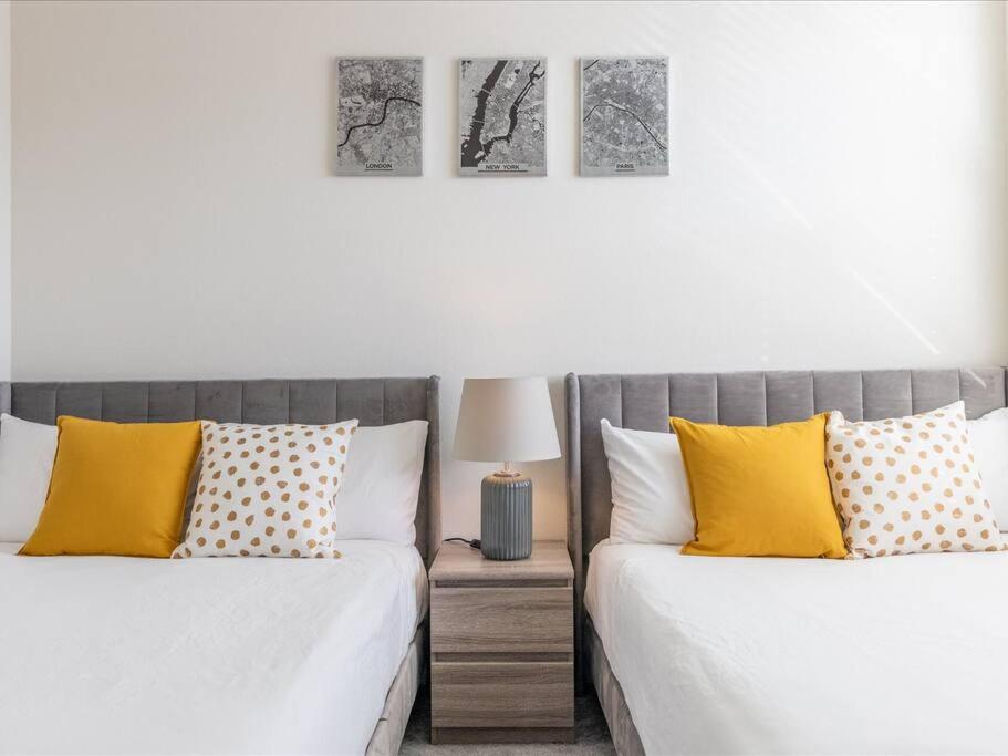 Your Next Ig Post: Luxury Modern Close To *