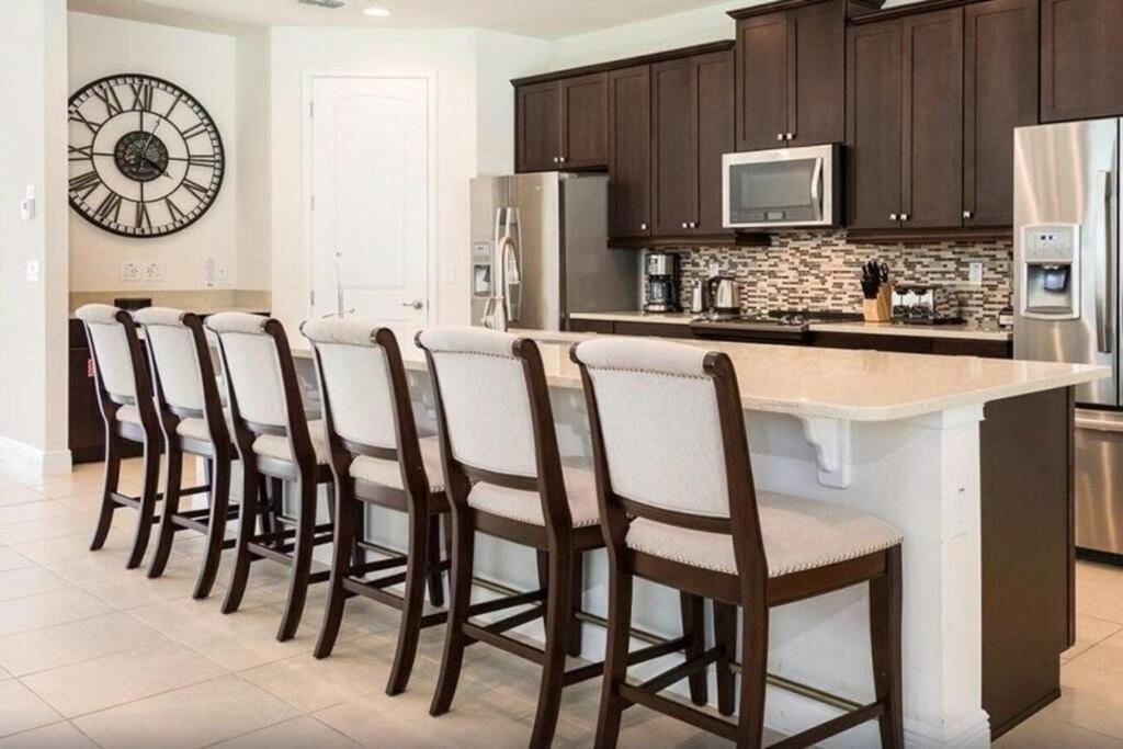 Villa 361 Ultimate Mansion-9bed-pool/spa/game Orlando
