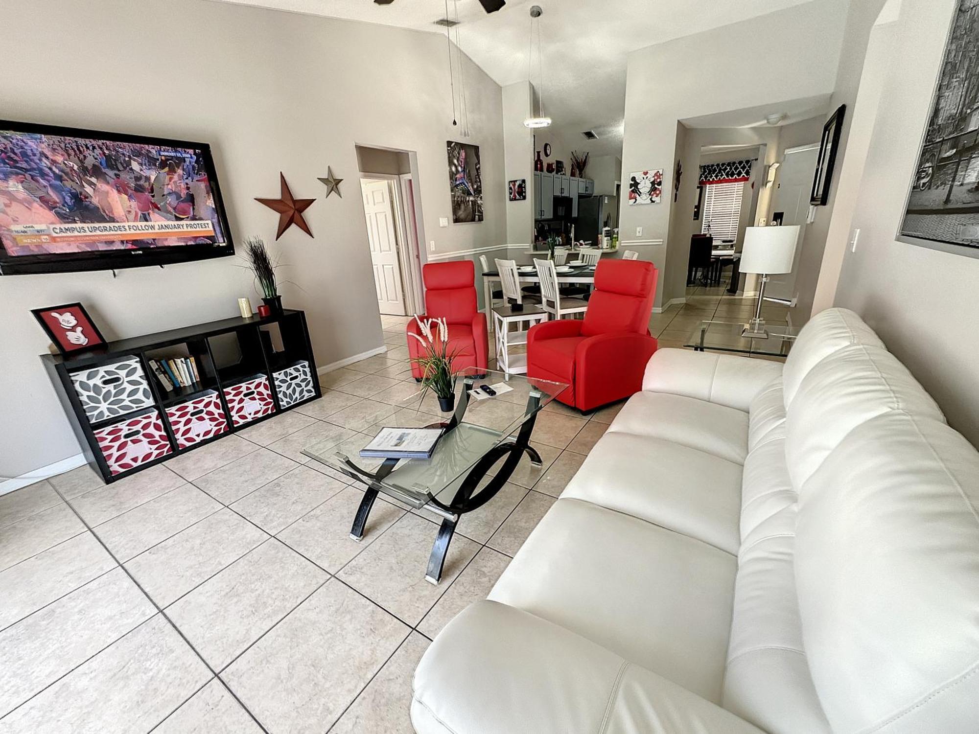 Holiday home Mickey Funhouse, Pool, Fenced , Pets, Games *