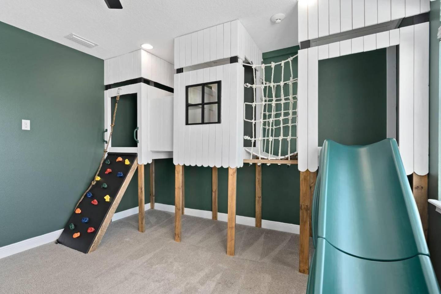 Stylish 10 Bdrm With Galactic Themed In Encore Orlando