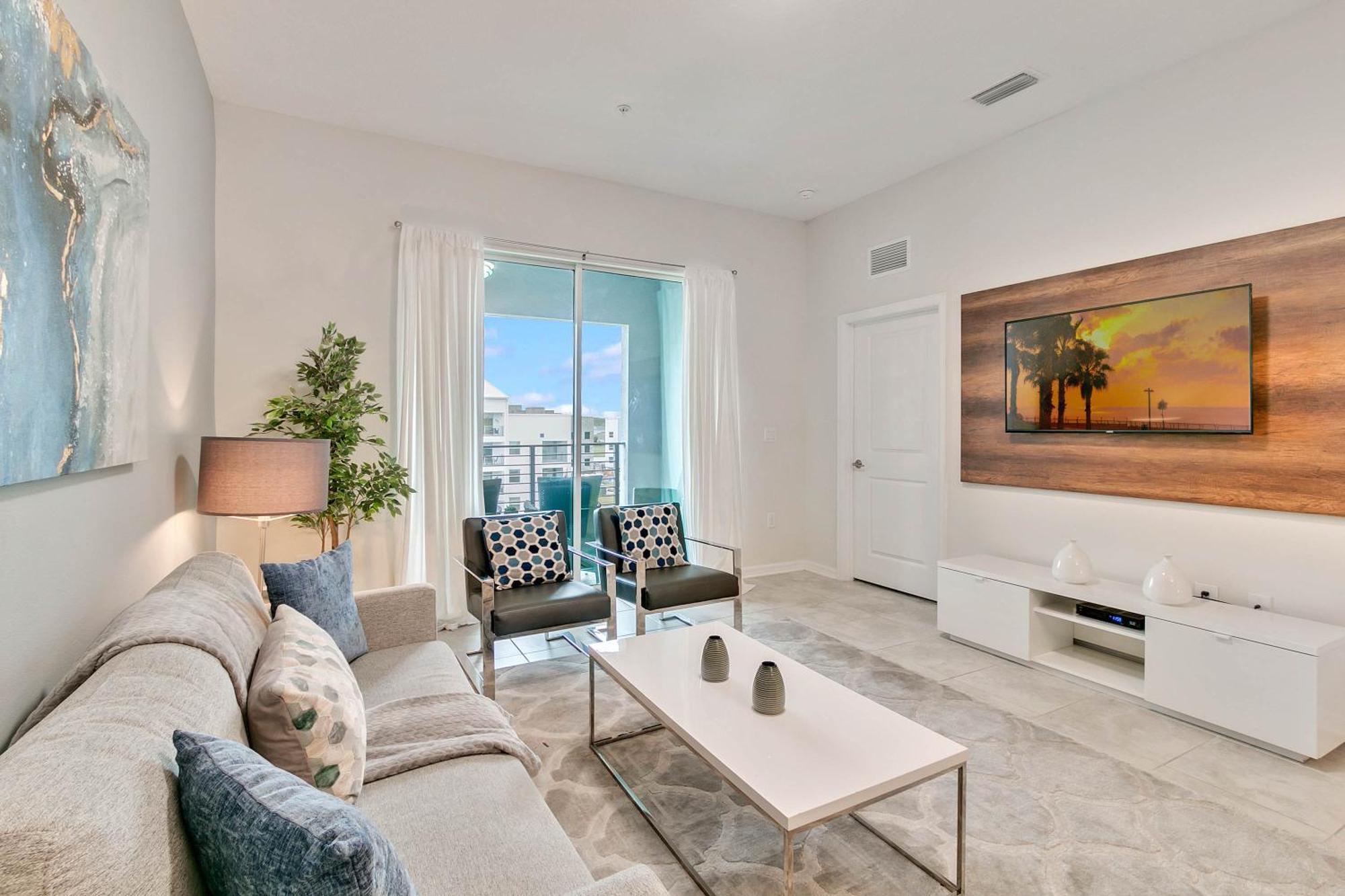 2 Bedrooms - 2 Bathrooms - Storey 3120-403 Pc Apartment