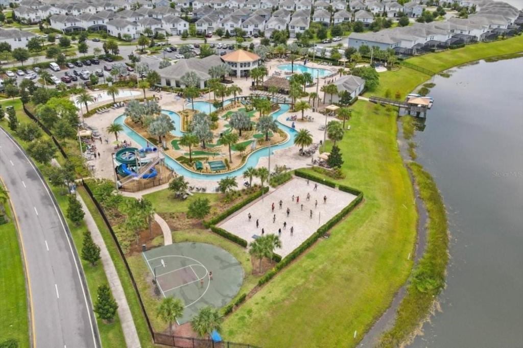 2 Bedrooms - 2 Bathrooms - Storey 3120-403 Pc Apartment Orlando