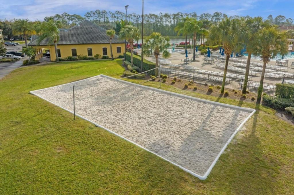 4 Bedrooms - 3 Bathrooms - Paradise Palms 2951 Bp *