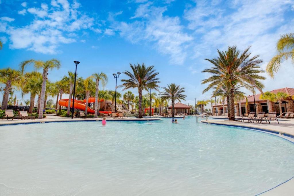 7 Bedrooms 5 Bathrooms Solterra 4103 Od Holiday home Orlando