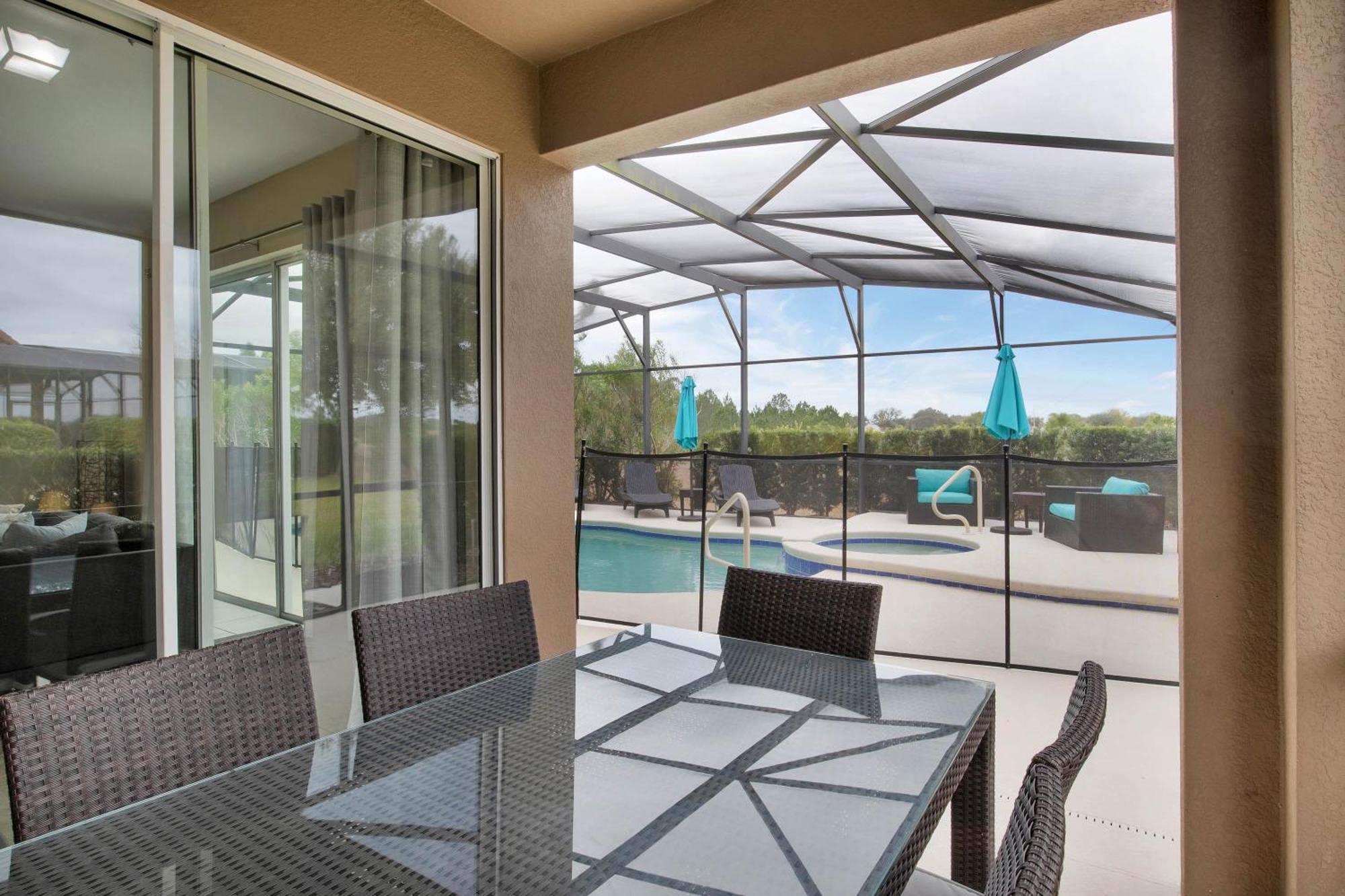 Holiday home 7 Bedrooms 5 Bathrooms Solterra 4103 Od *