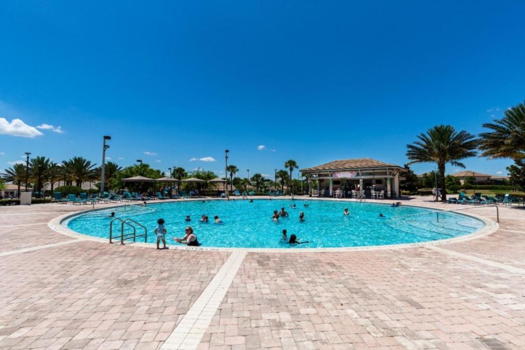 5 Bedrooms - 4,5 Bathrooms - Champions Gate 1416 Ww Holiday home *