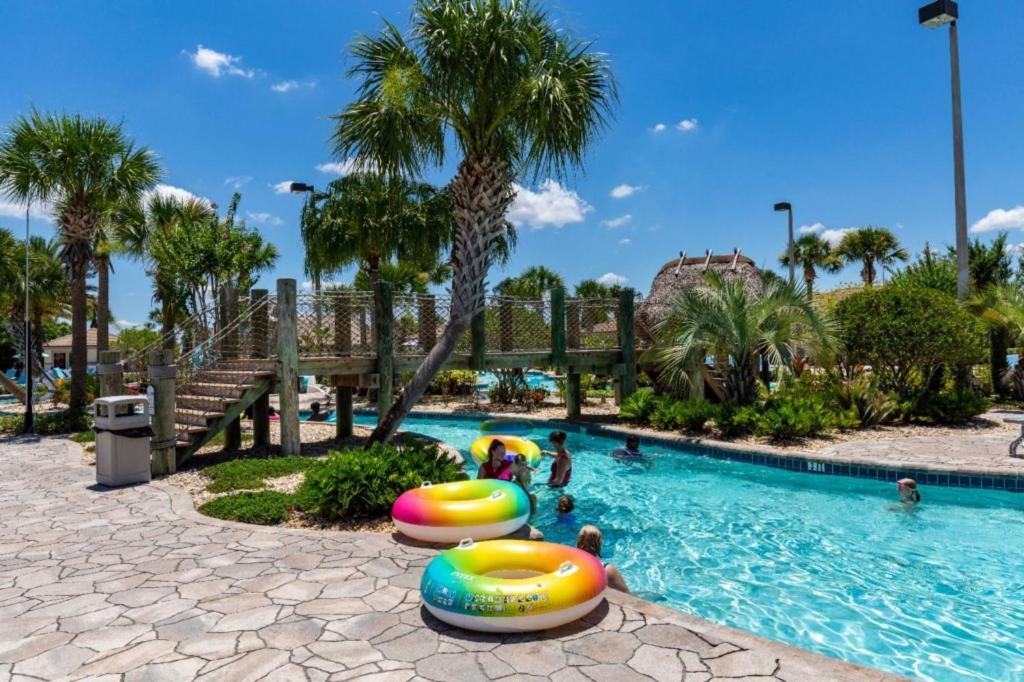 5 Bedrooms - 4,5 Bathrooms - Champions Gate 1416 Ww