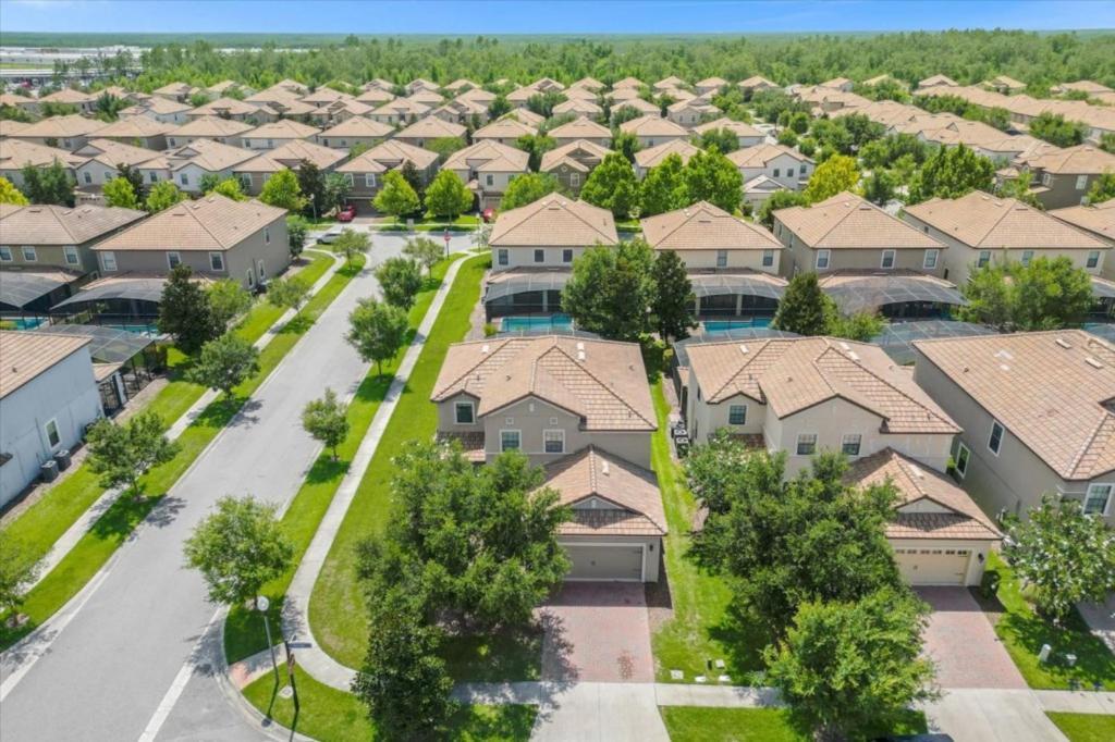 5 Bedrooms - 4,5 Bathrooms - Champions Gate 1416 Ww Holiday home